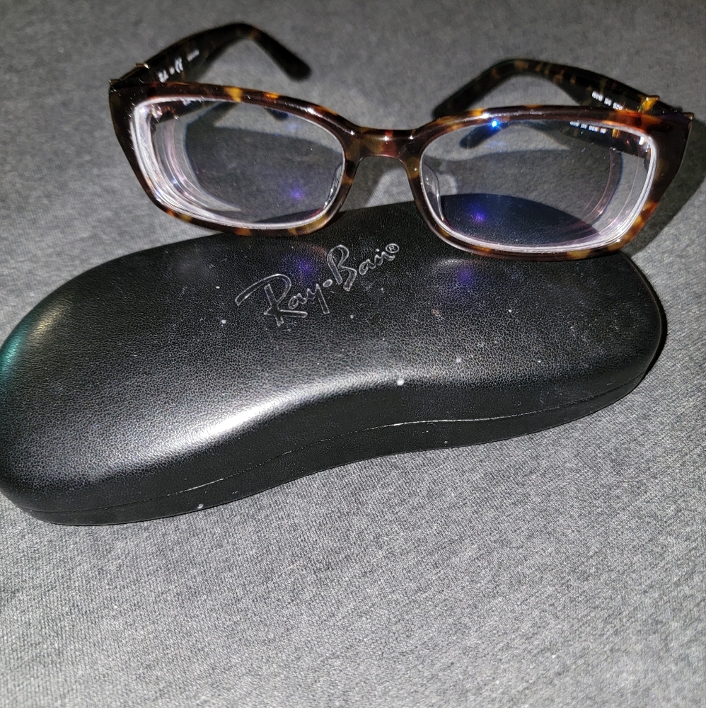Ray-Ban Glasses - Eyeglasses and Case